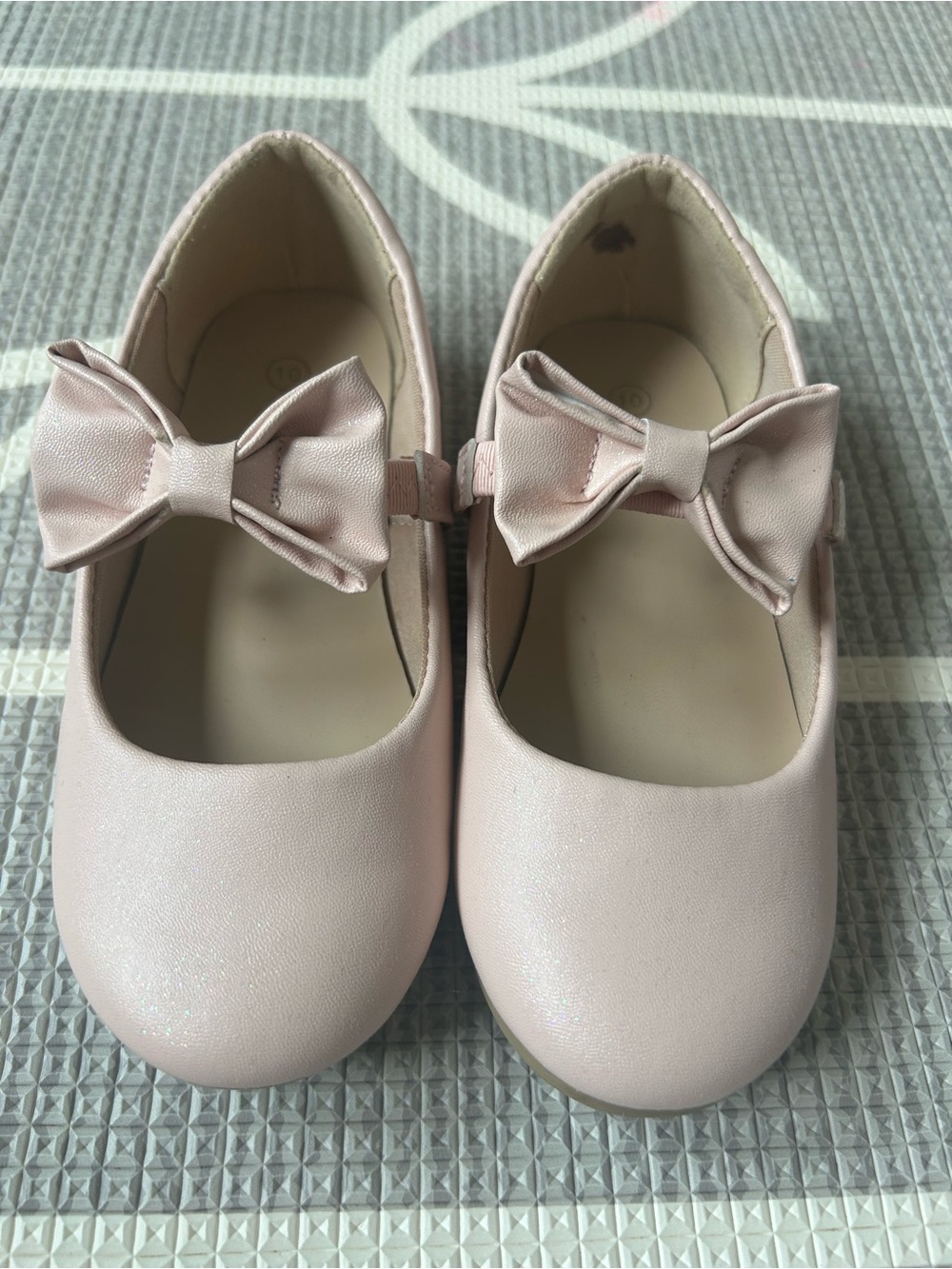 Girls' Pink Bow Mary Jane Dress Shoes